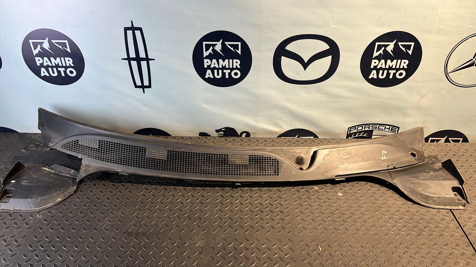 Решетка под лобовое стекло (Жабо) Renault Megane/2 2002-2009