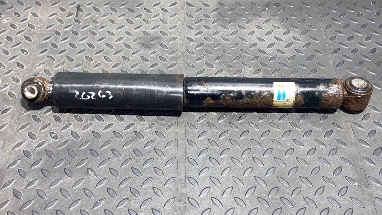 Амортизатор задний Opel Signum 2003-2008