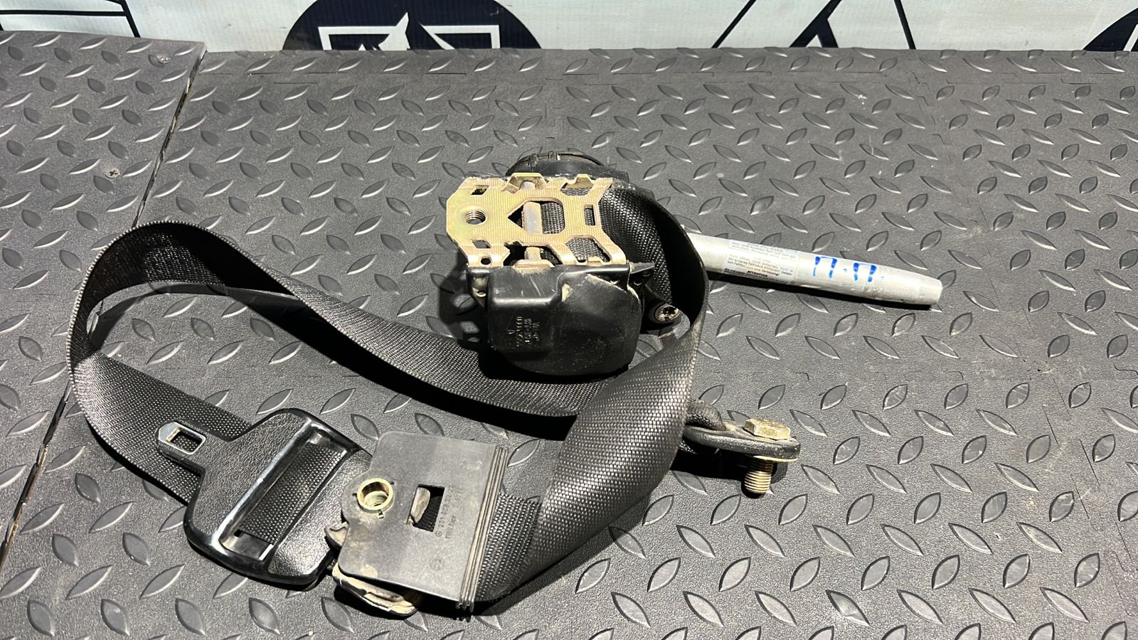 Ремень безопасности передний правый Mercedes C/W202 1993-2001