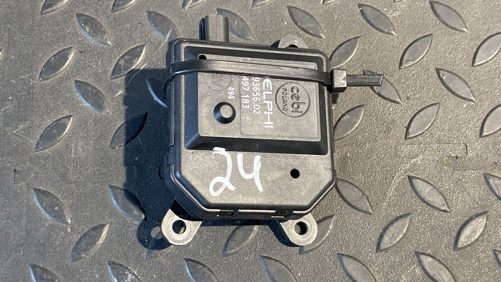 Моторчик заслонки отопителя Opel Astra/H 2004-2014