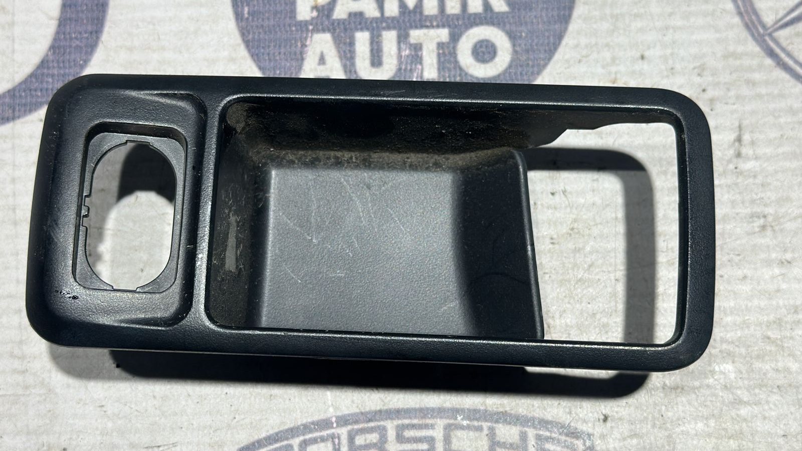 Накладка ручки двери передняя левая Ford Focus/2 2004-2011