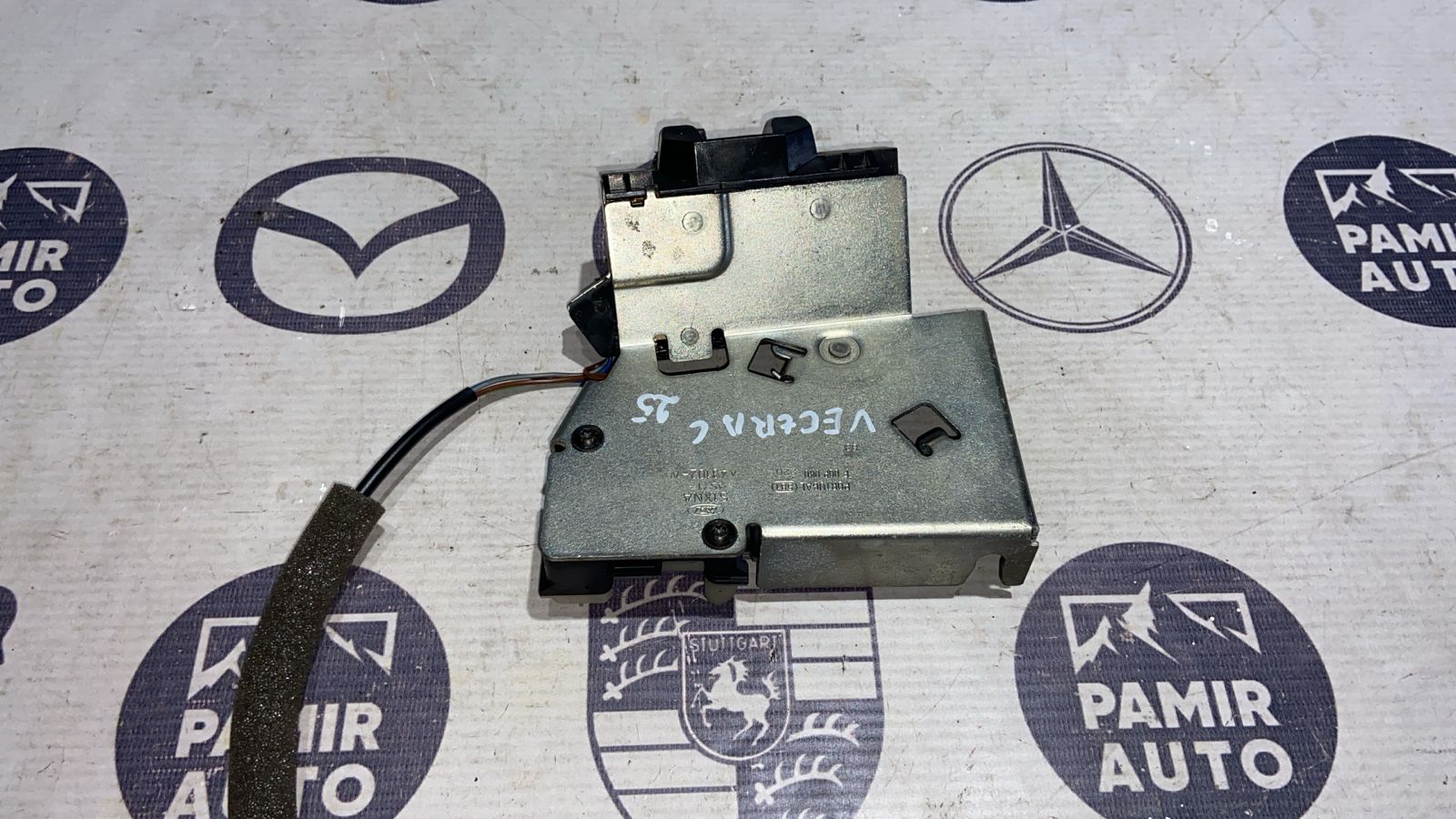 Замок двери багажника Ford Mondeo/3 2000-2007