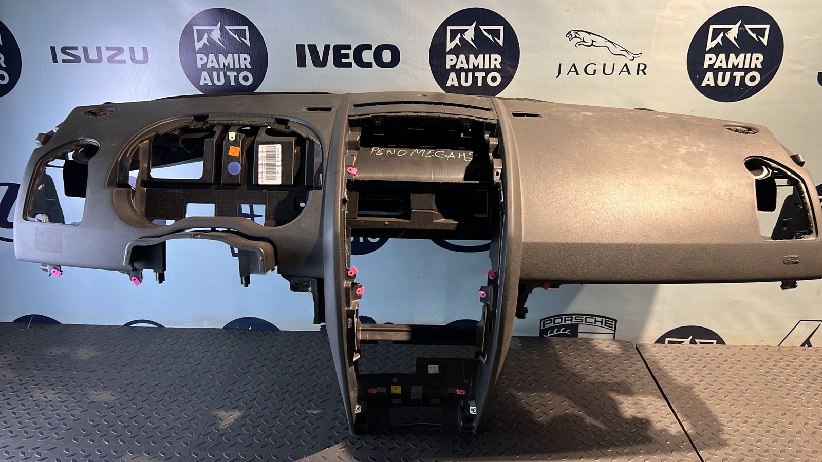 Торпедо Renault Megane/2 2002-2009