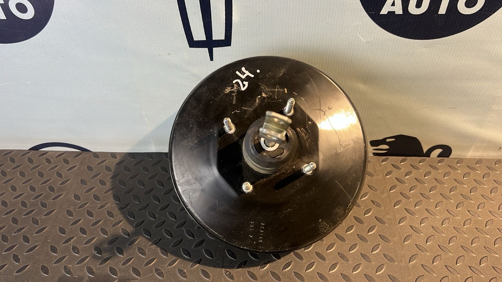 Усилитель тормозов вакуумный Ford Transit 2006-2013