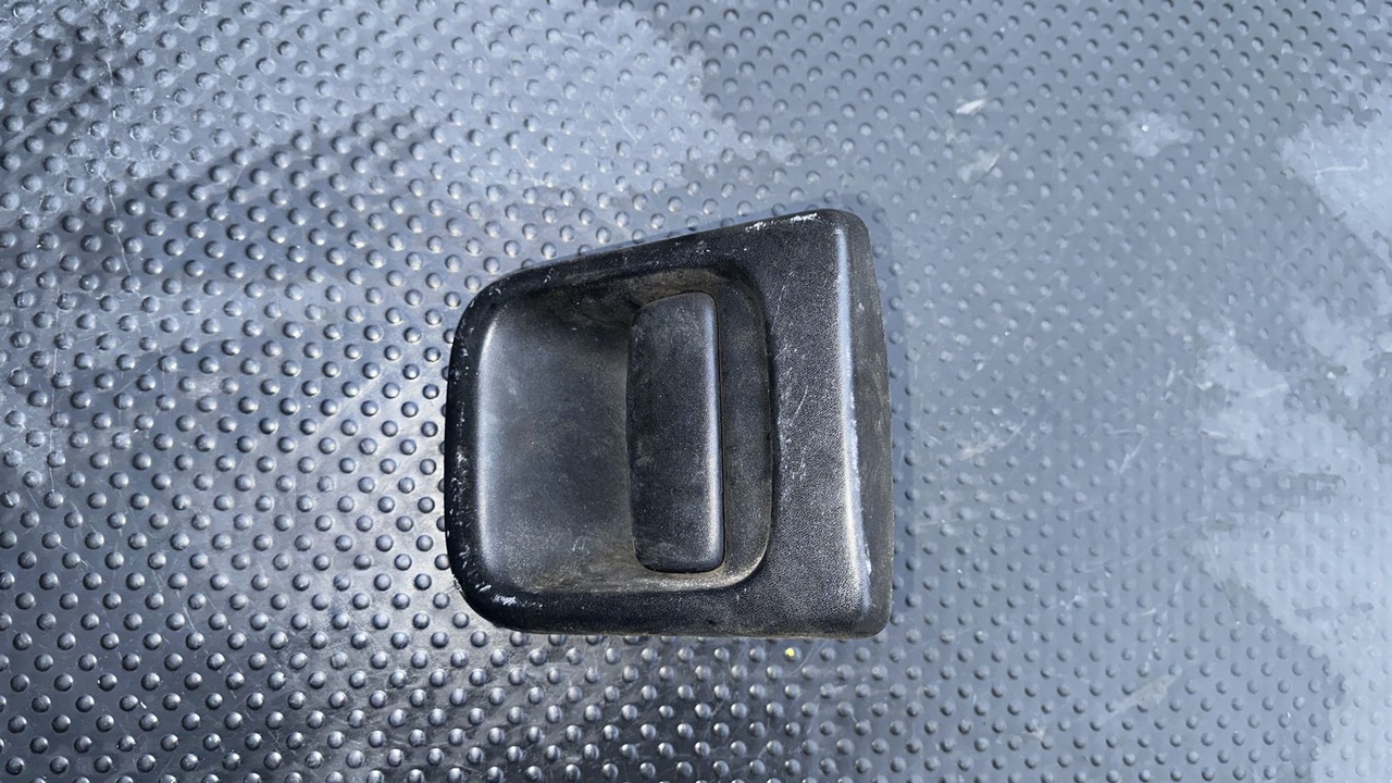 Ручка двери передняя левая Opel Movano/A 2003-2010