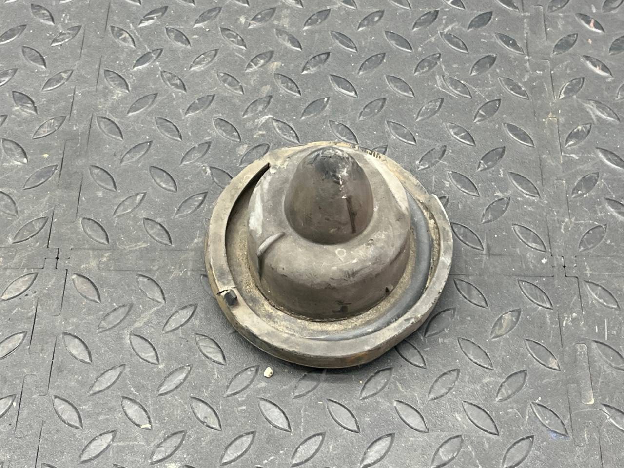 Опора амортизатора передняя Mercedes B/W245 2005-2011