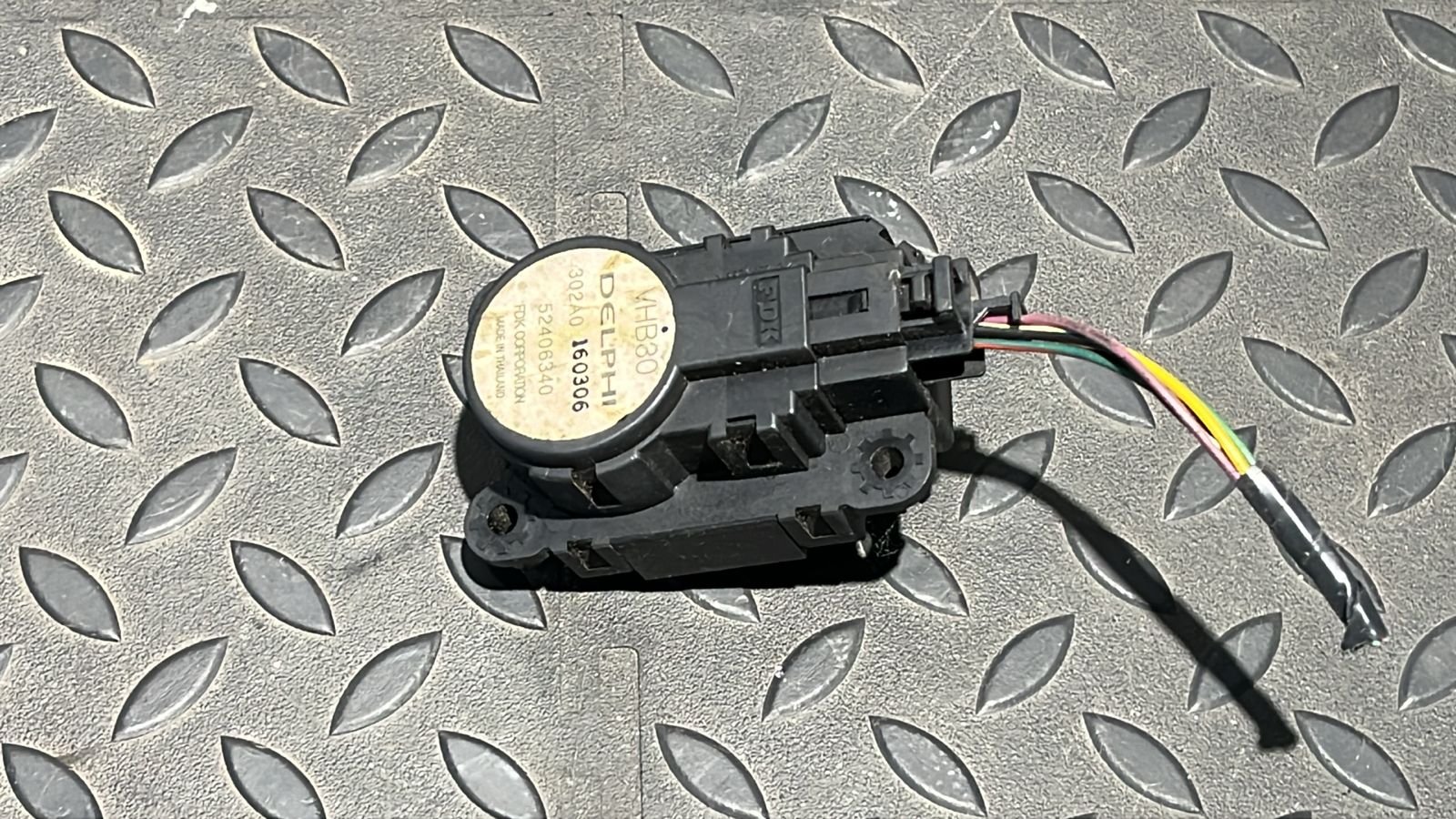 Моторчик заслонки отопителя Opel Astra/H 2004-2014