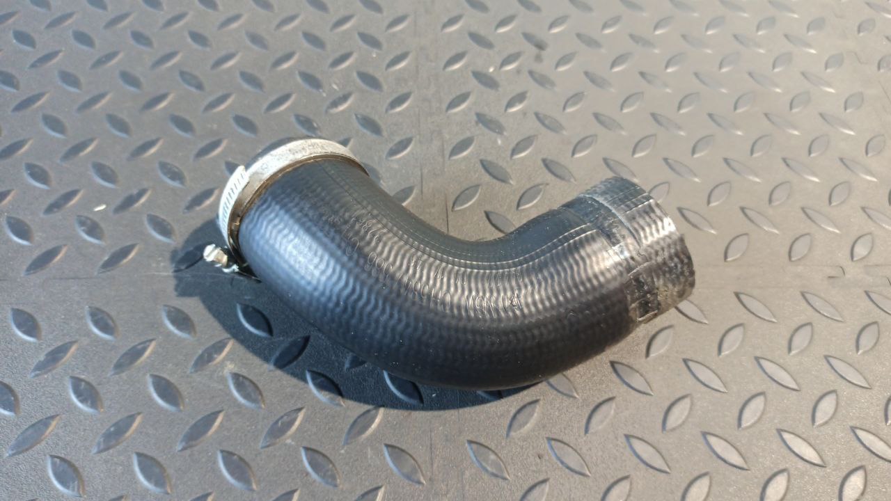 Патрубок ОЖ Ford Focus/2 2004-2011