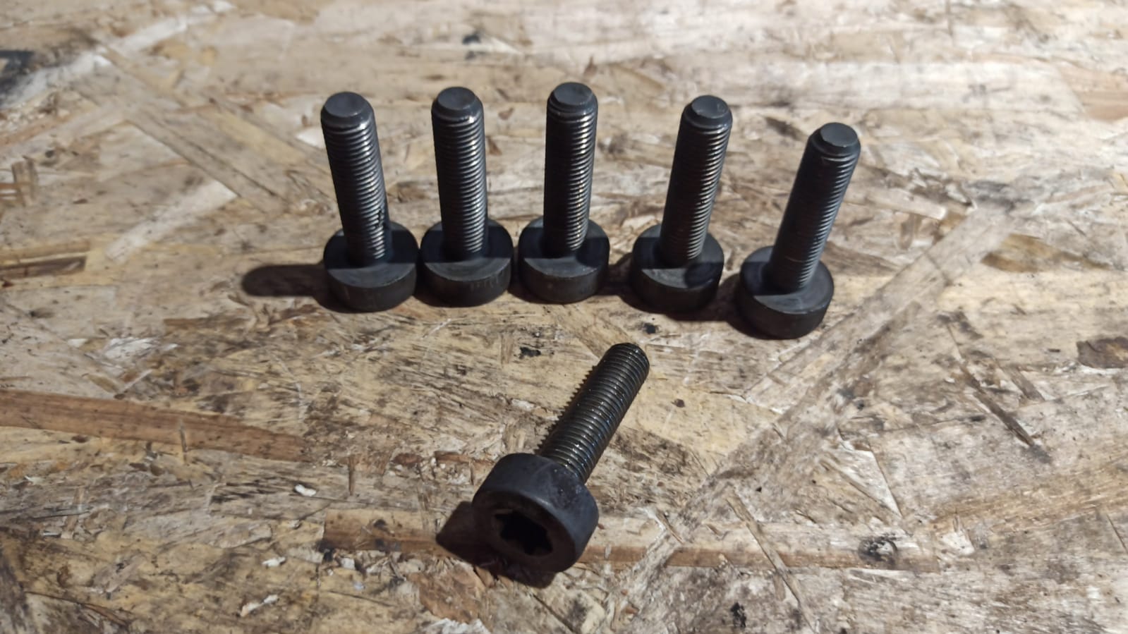 Болт маховика BMW 3/E46 1998-2007