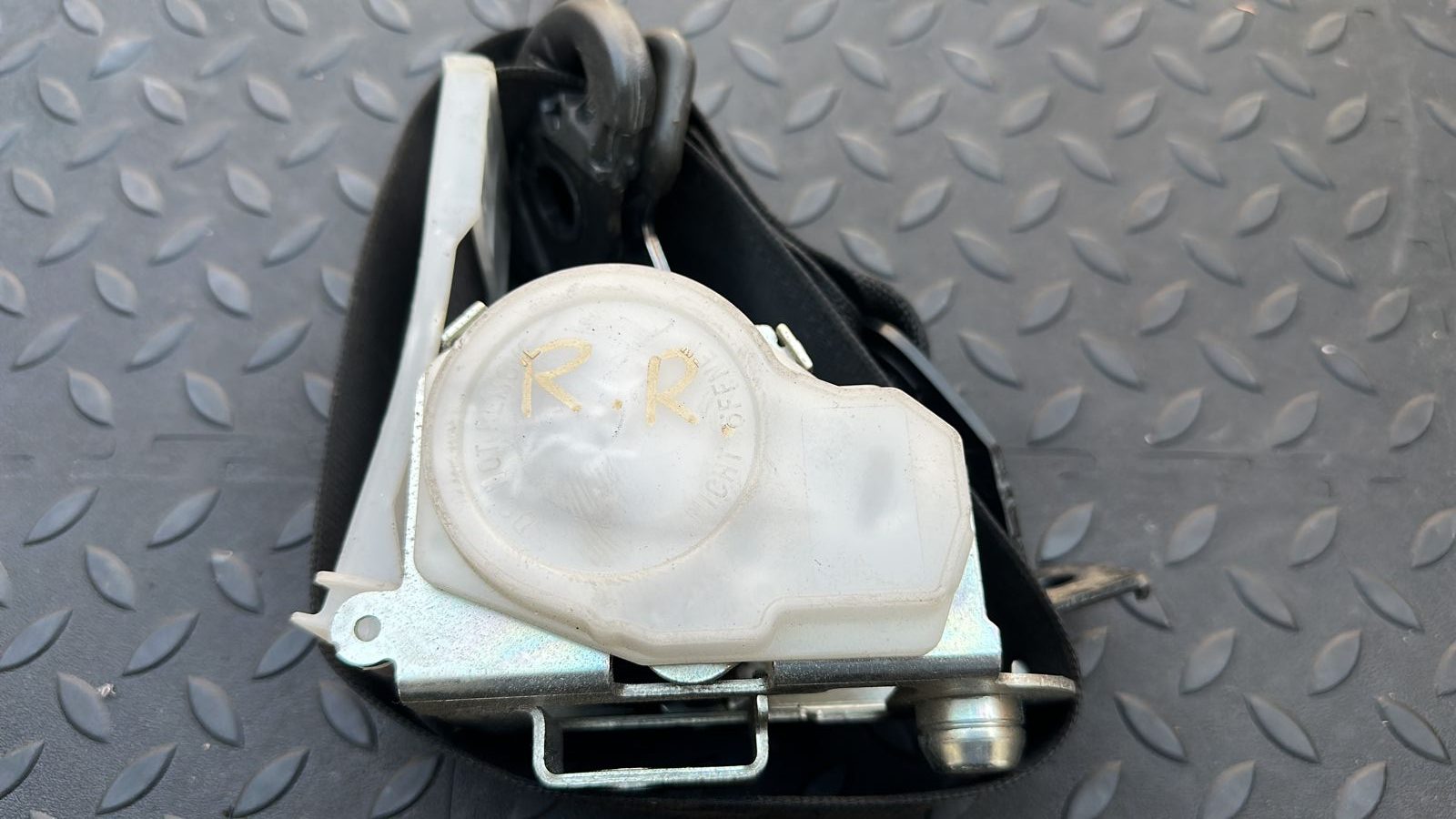 Ремень безопасности передний правый Opel Vectra/C 2002-2008