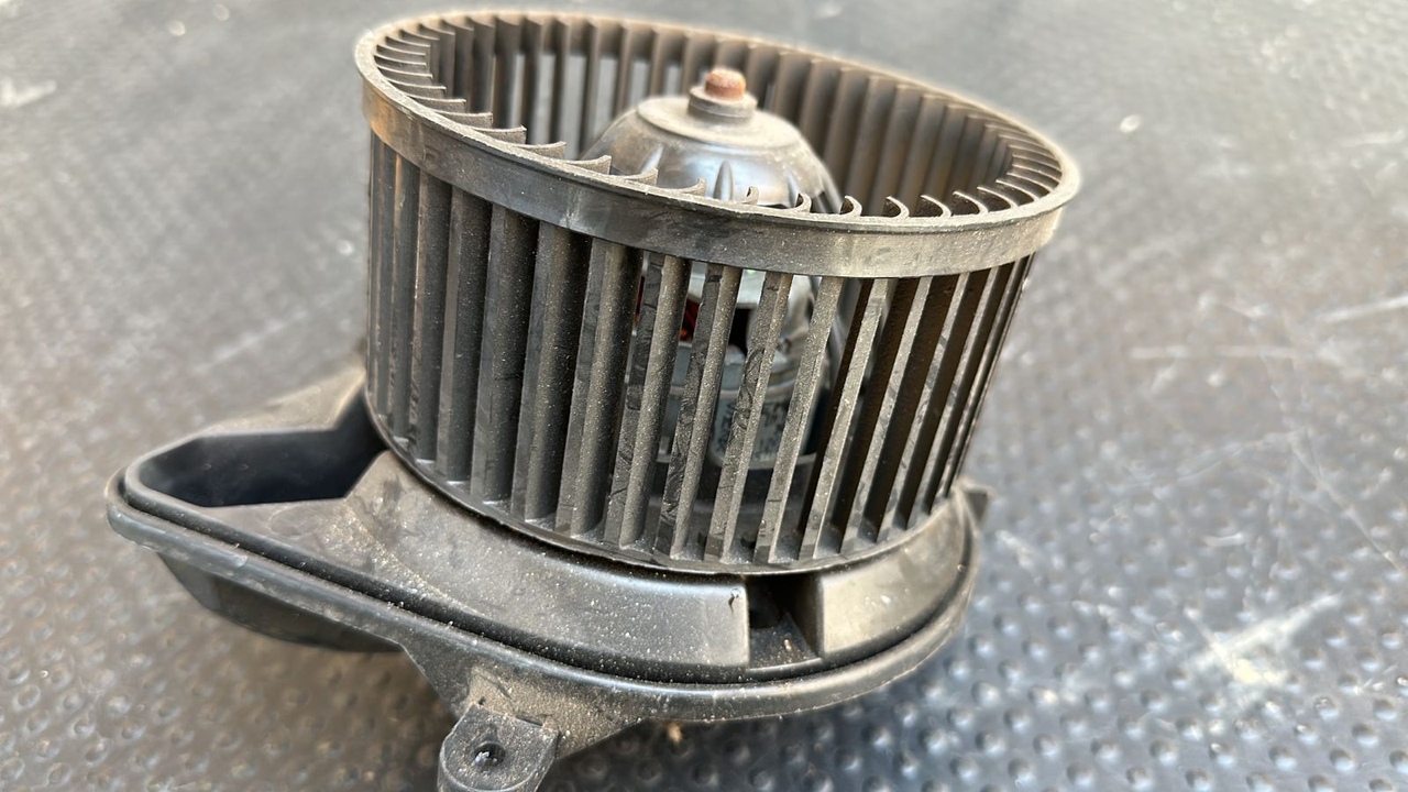 Моторчик отопителя Opel Movano/A 2003-2010