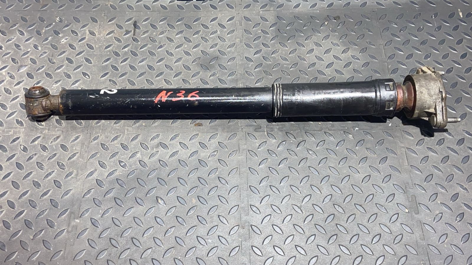 Амортизатор задний Mercedes C/W204 2006-2015