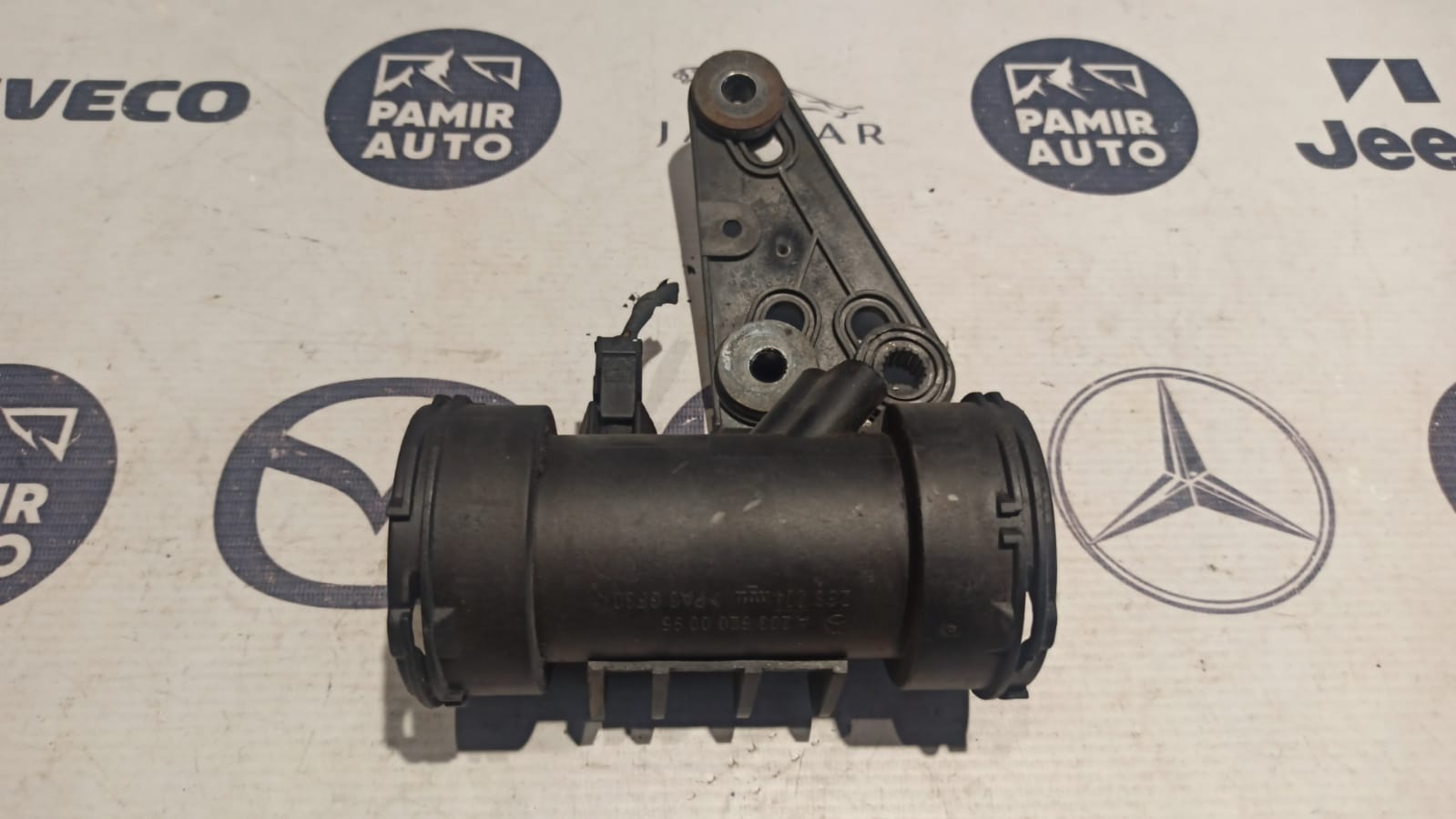 Патрубок интеркулера Mercedes C/W203 2000-2008