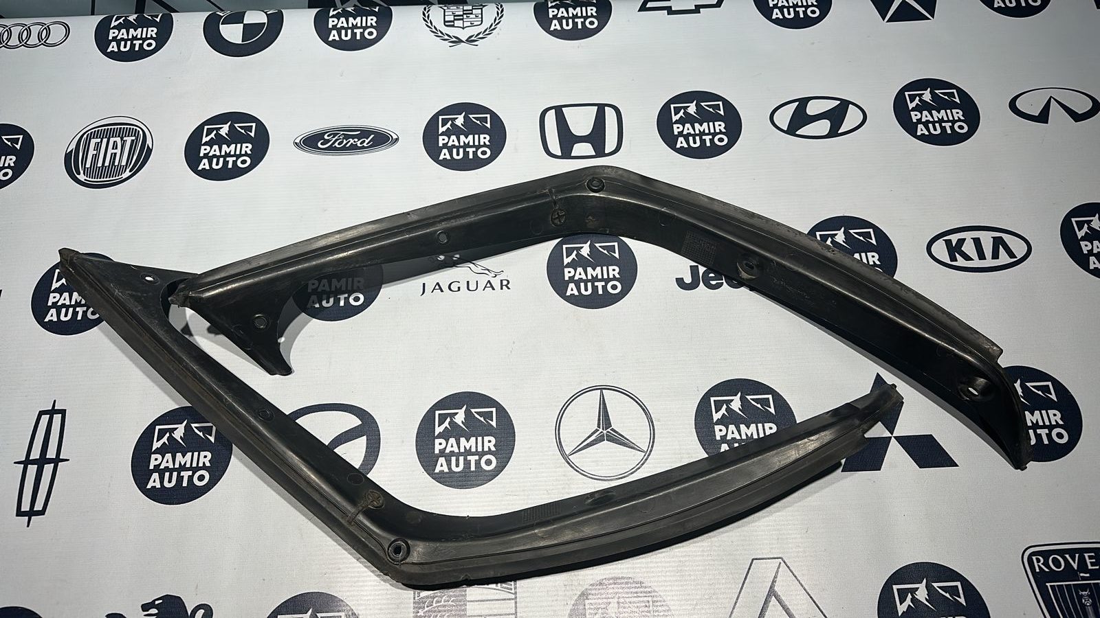 Обшивка багажника Mercedes C/W204 2006-2015