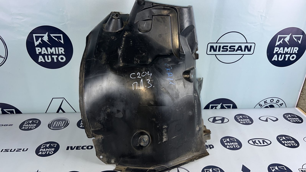 Локер (Подкрылок) передний левый Mercedes C/W204 2006-2015