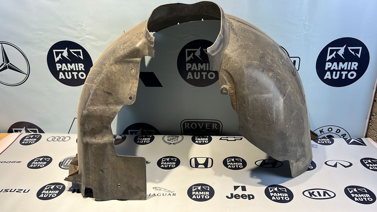 Локер (Подкрылок) передний левый Ford C-Max 2003-2010