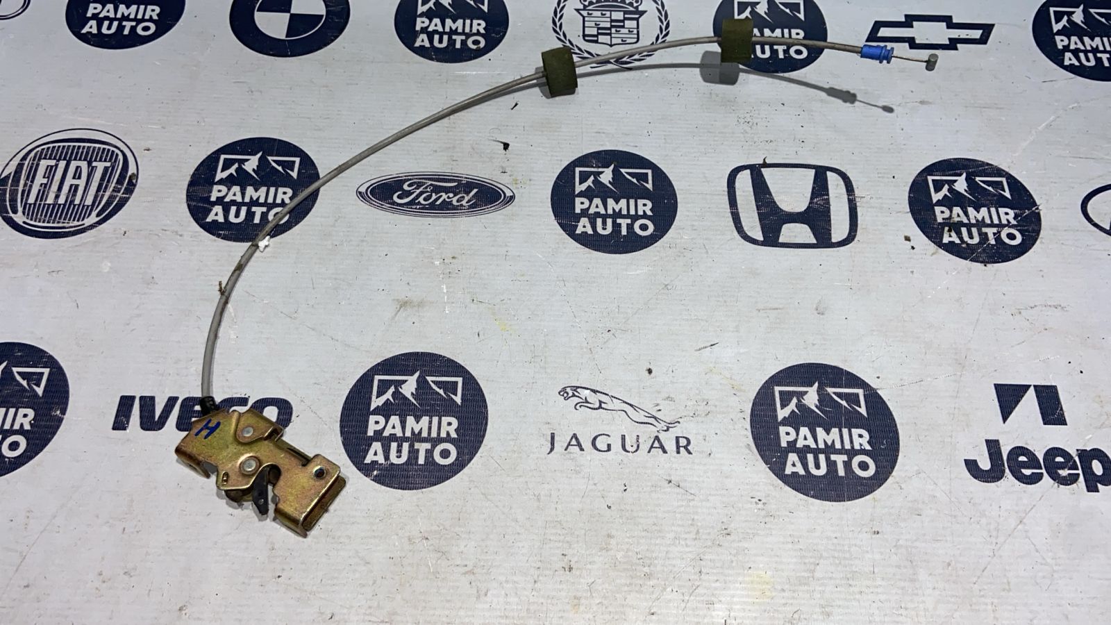 Замок двери багажника левый Ford Transit 2000-2006