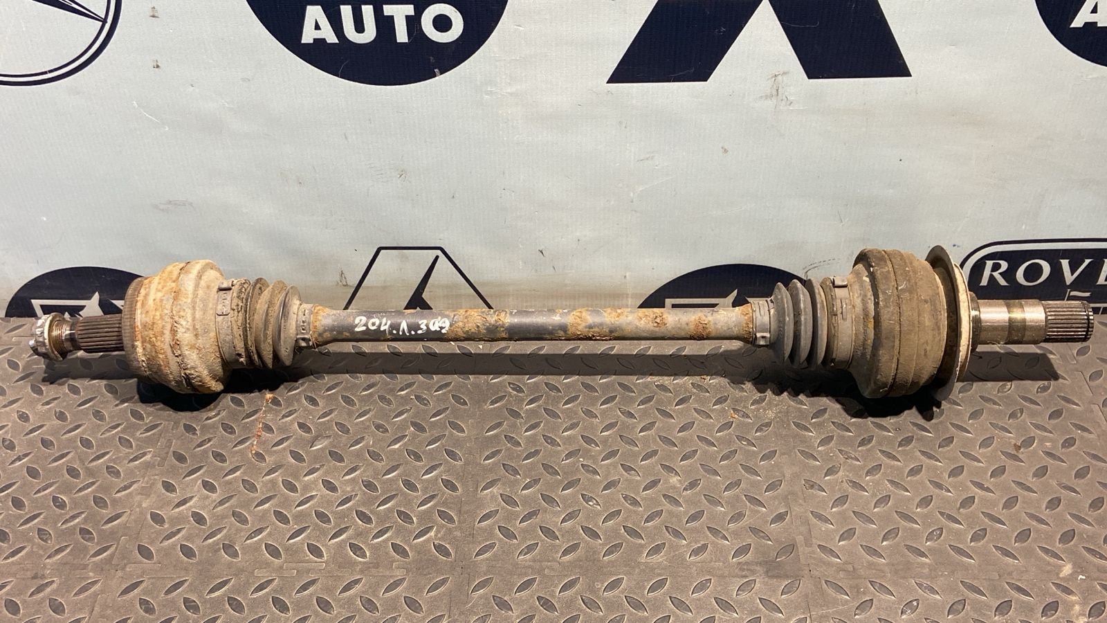 Полуось задняя Mercedes C/W204 2006-2015