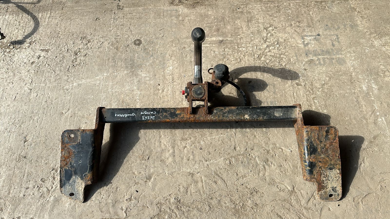 Фаркоп Opel Signum 2003-2008