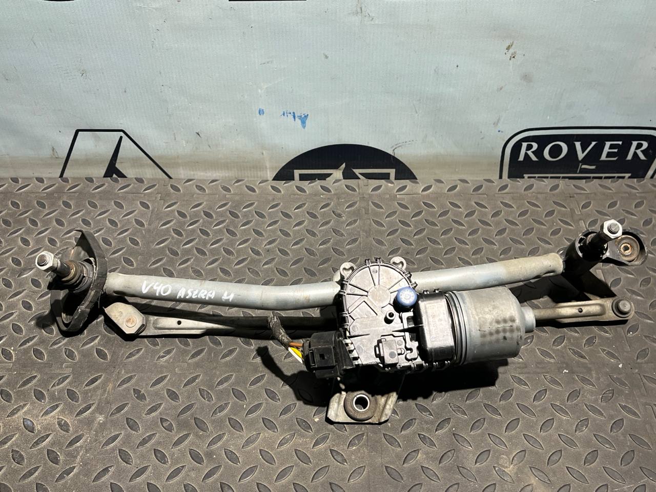 Трапеция стеклоочистителя Opel Astra/H 2004-2014