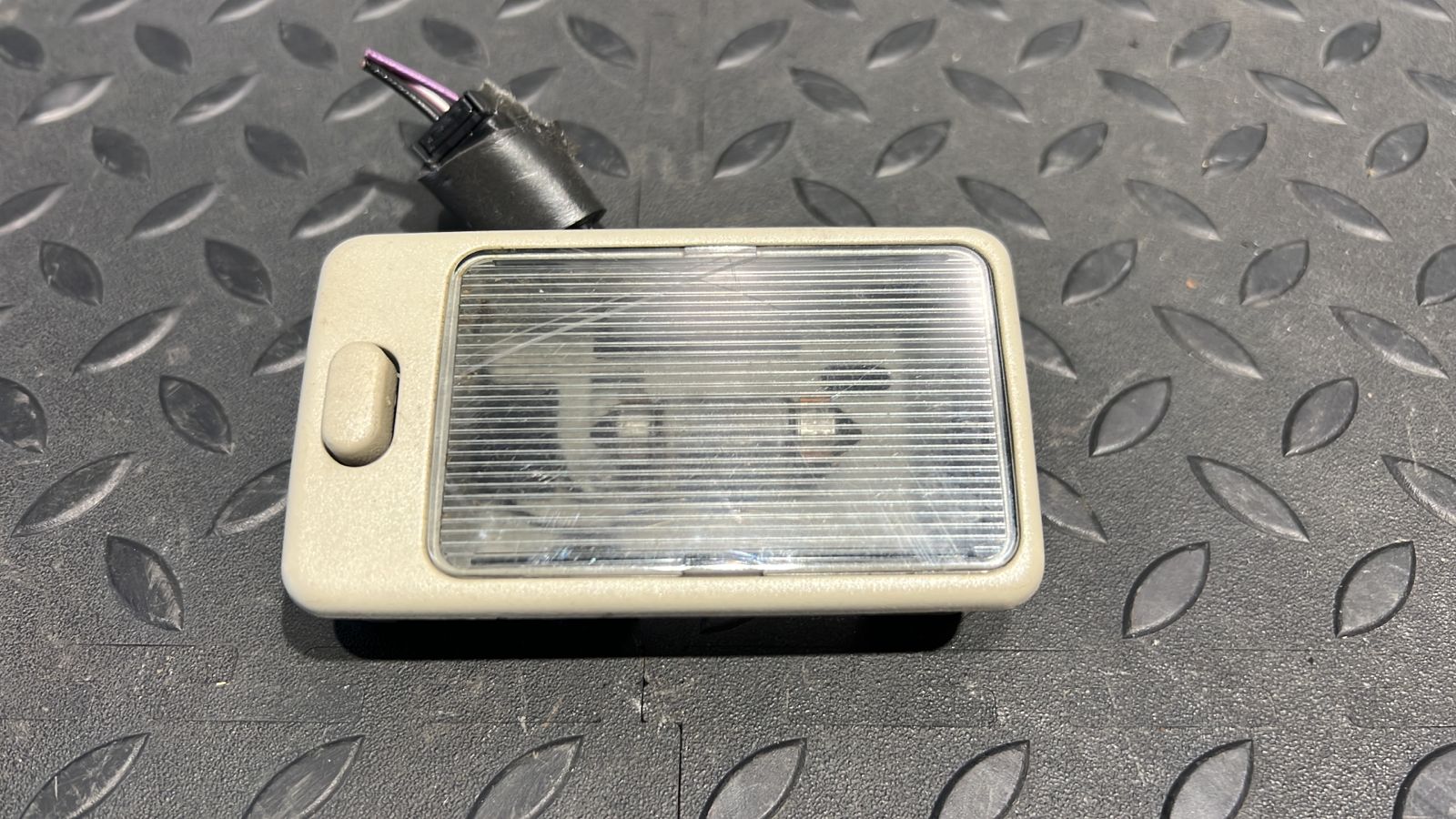 Плафон салонный Land Rover Freelander 1998-2006