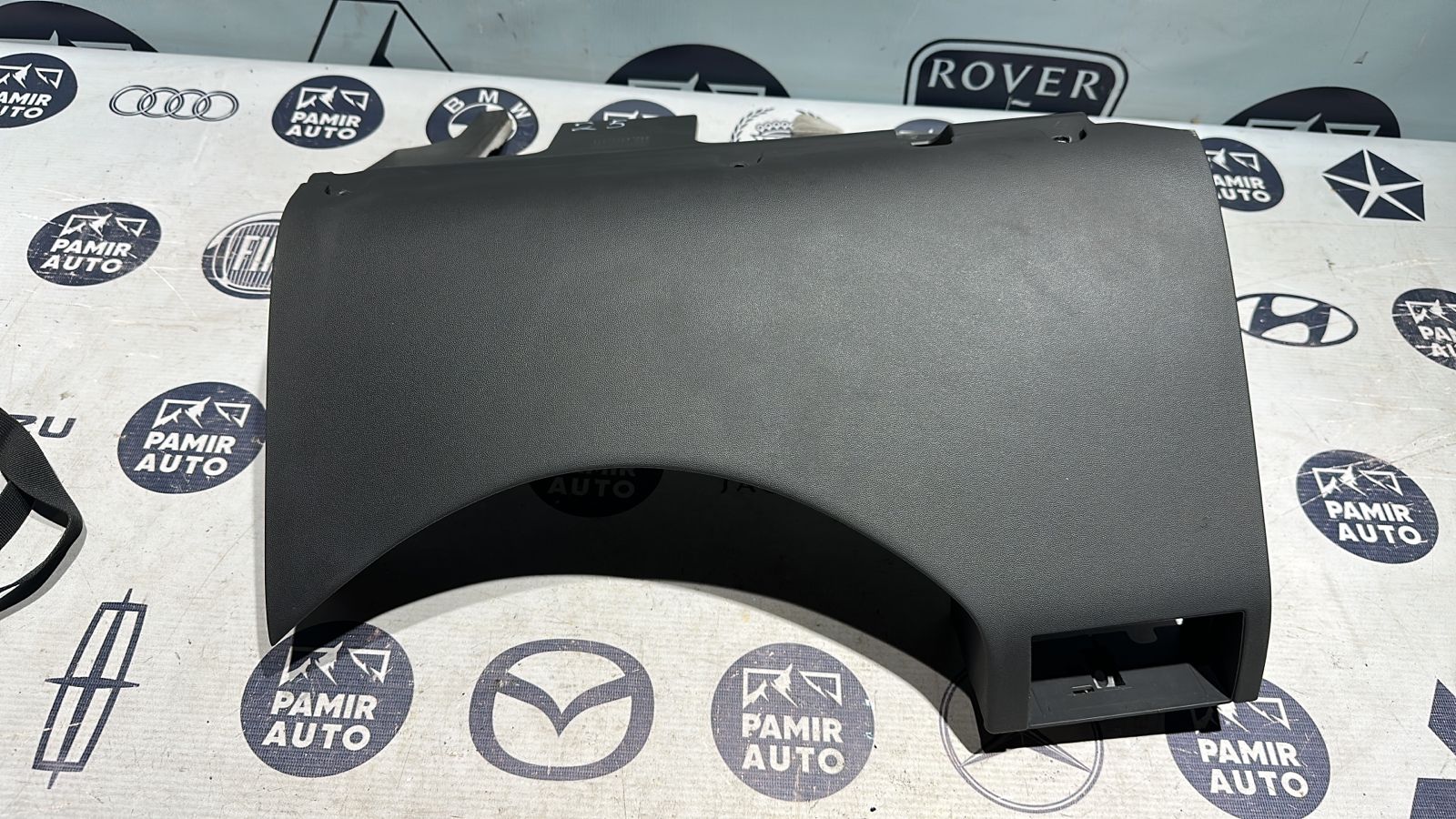 Накладка на торпедо левая Opel Vectra/C 2002-2008