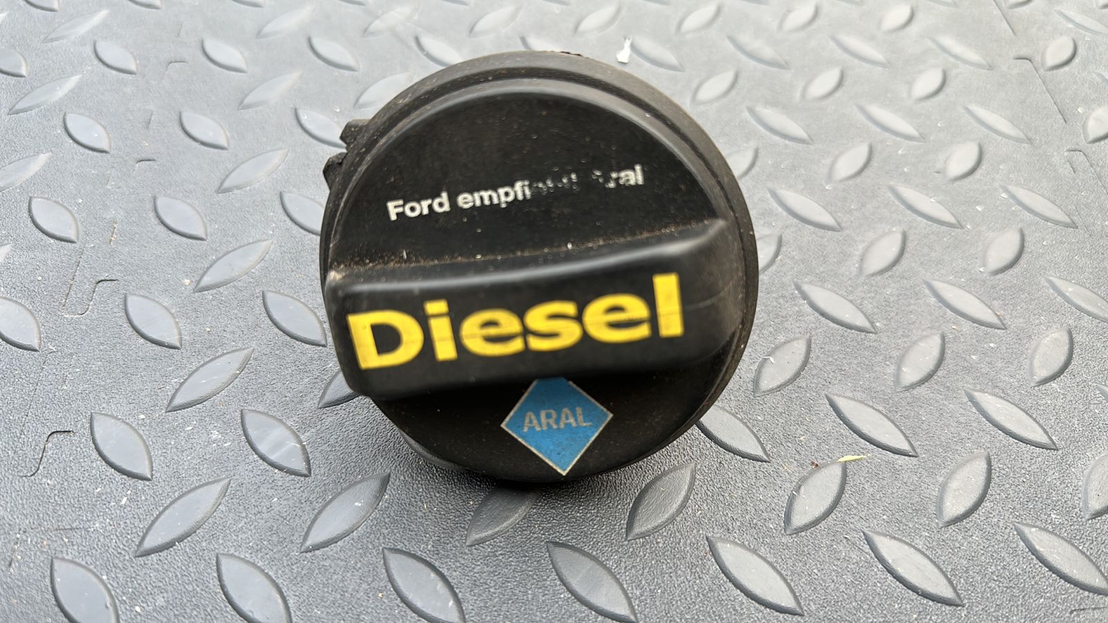 Крышка топливного бака Ford Focus/2 2004-2011