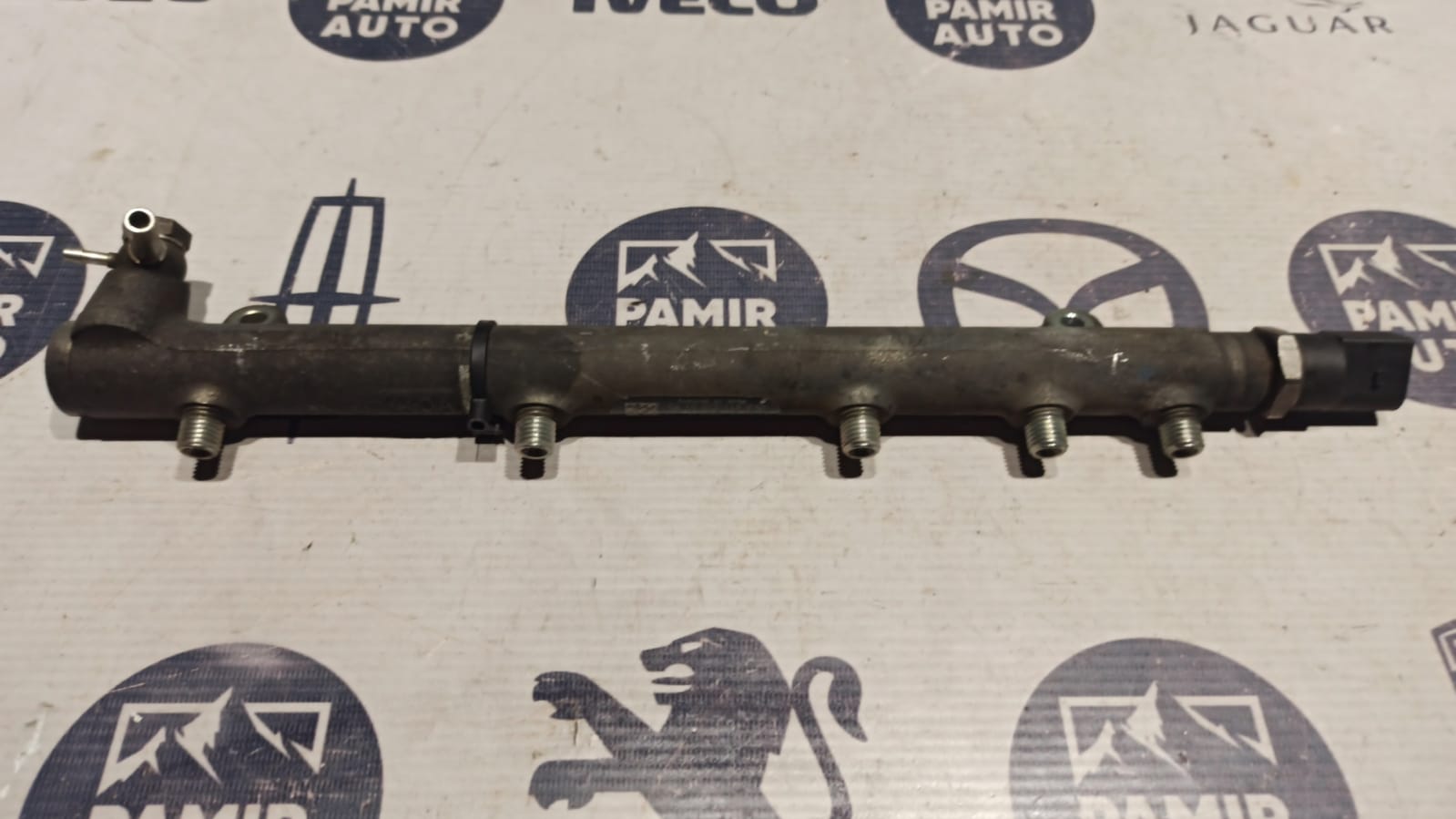 Рампа топливная Mercedes E/W211 2002-2009