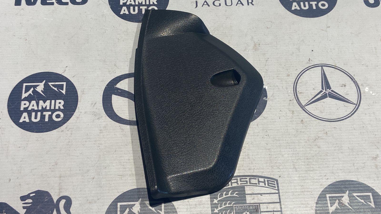 Накладка на торпедо левая Mercedes C/W203 2000-2008
