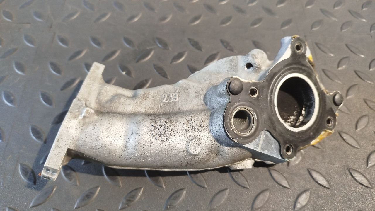 Трубка картерных газов Mercedes C/W204 2006-2015