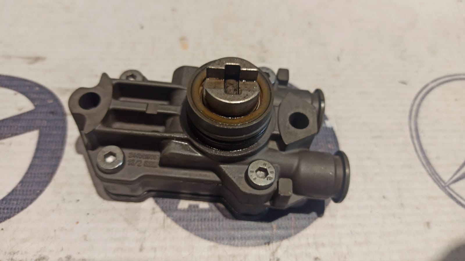 Насос подкачки Mercedes C/W203 2000-2008