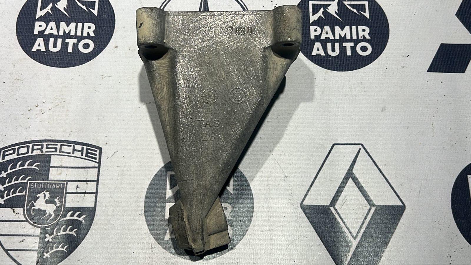 Кронштейн двигателя Mercedes E/W211 2002-2009