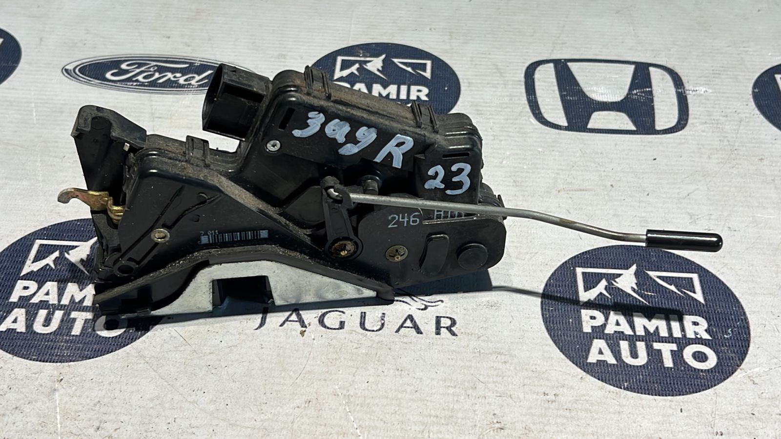 Замок двери задний правый BMW 3/E46 1998-2007