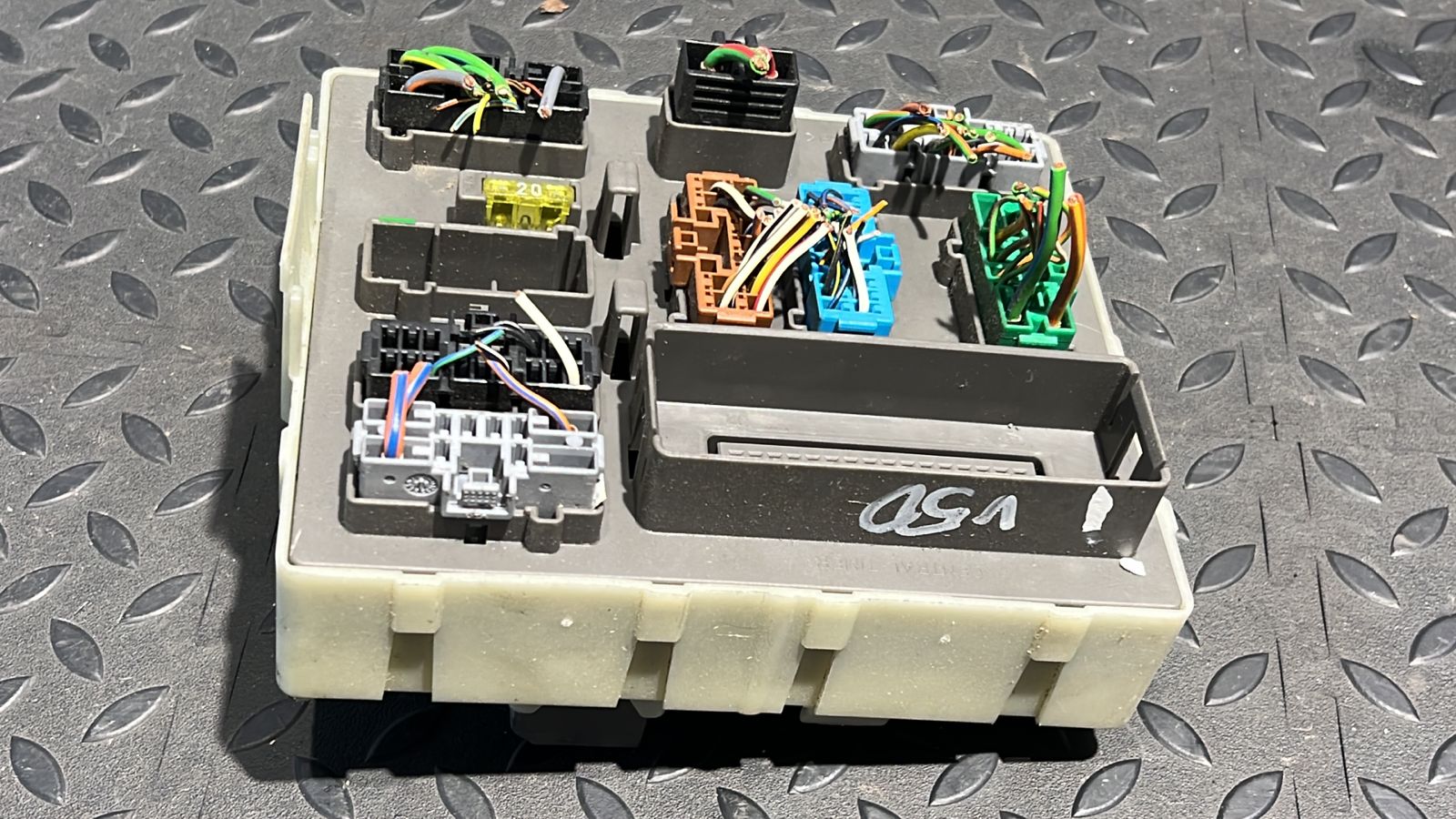 Блок предохранителей Ford Focus 1998-2007