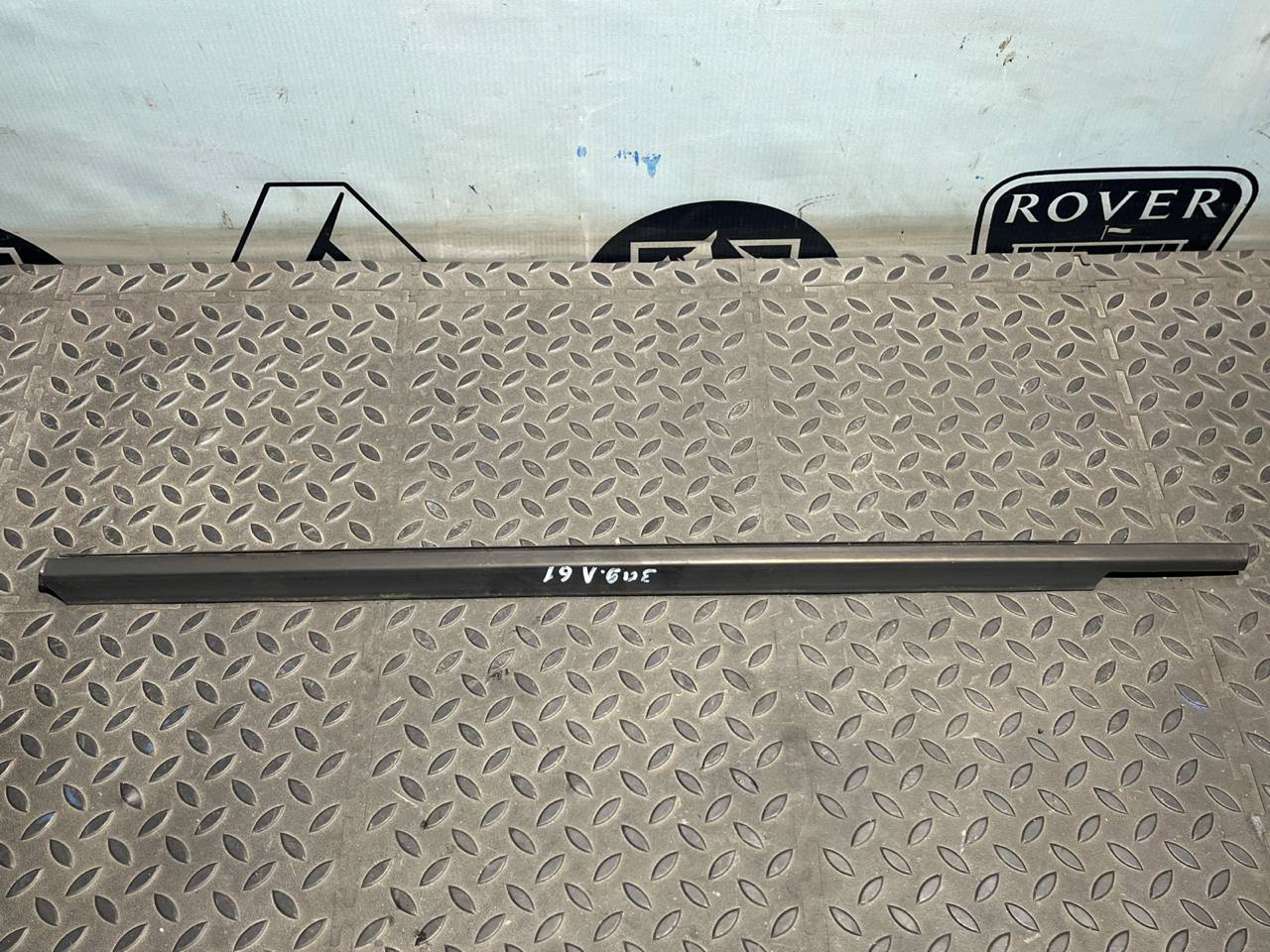 Уплотнитель двери задний левый Ford Mondeo/3 2000-2007