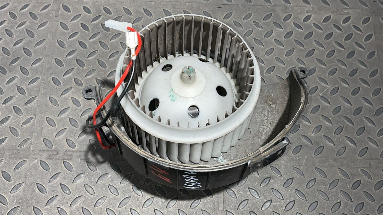 Моторчик отопителя Opel Astra/H 2004-2014