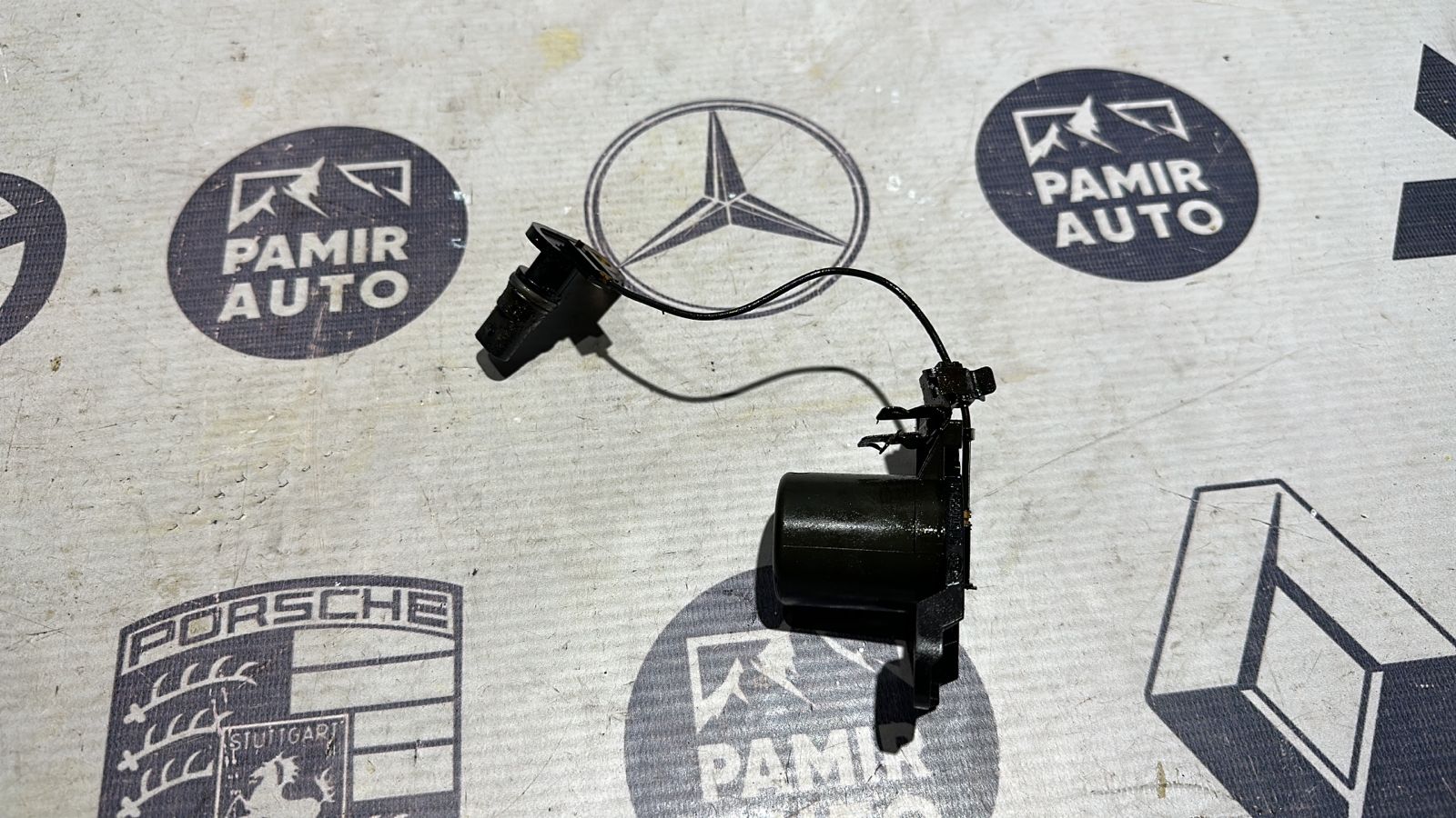 Датчик уровня масла Mercedes E/W211 2002-2009