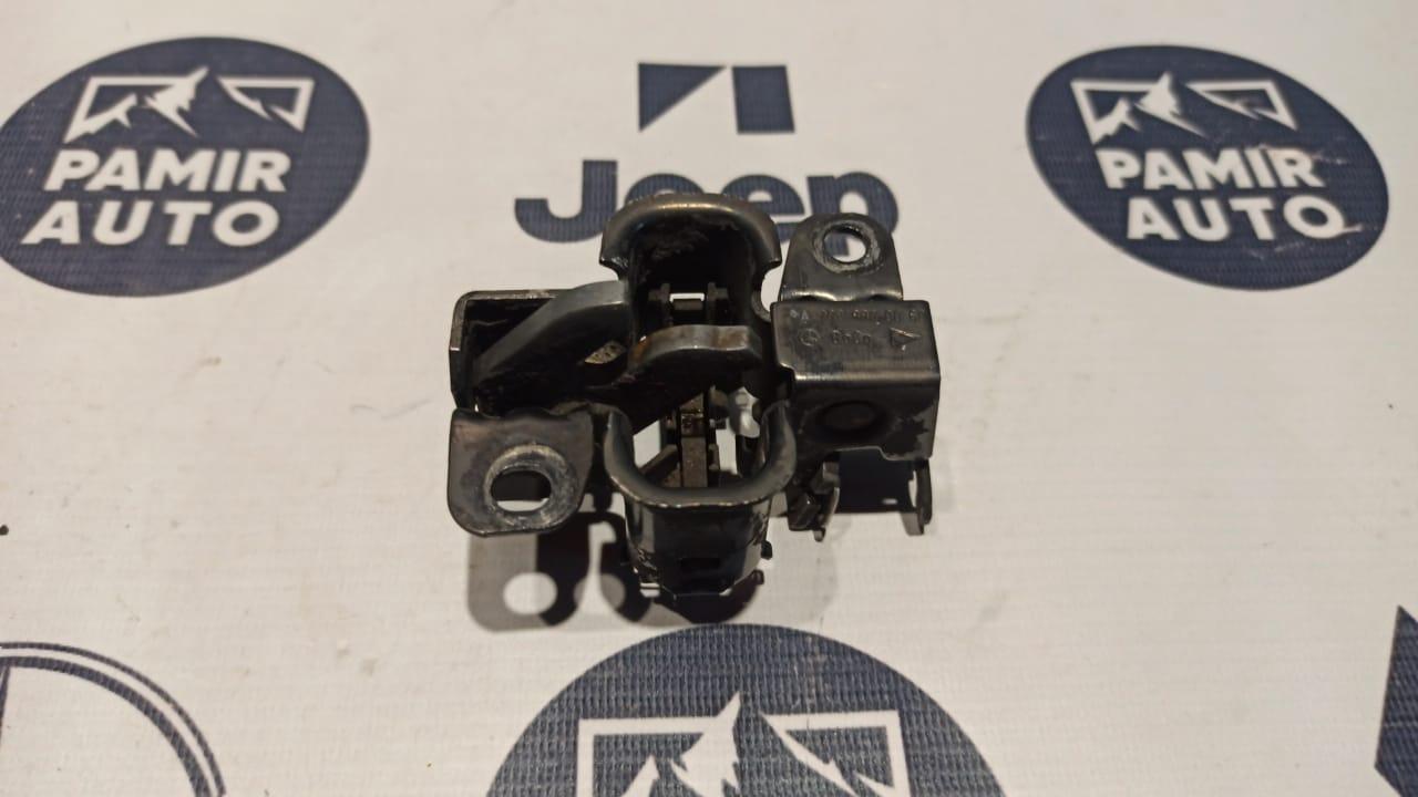 Замок капота Mercedes C/W203 2000-2008