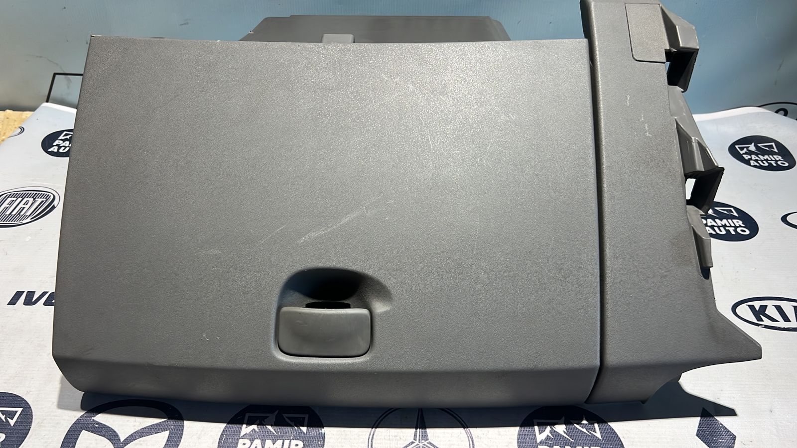 Бардачок Renault Scenic/2 2003-2009