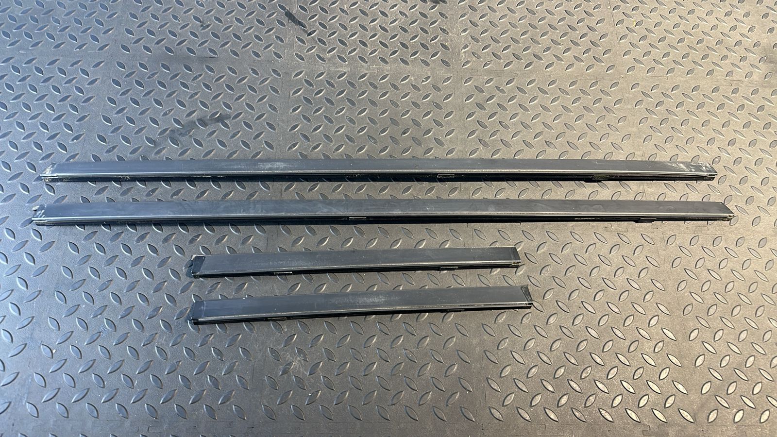 Молдинг крыши Mercedes C/W203 2000-2008