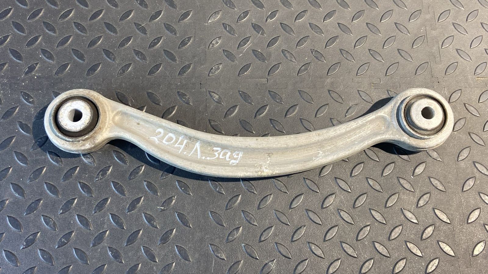 Рычаг задний левый Mercedes C/W204 2006-2015