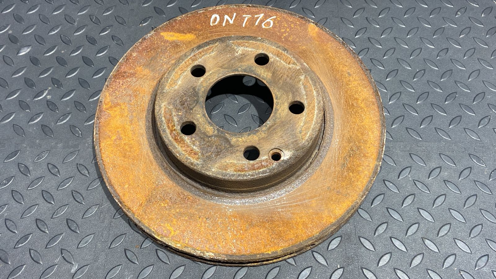 Диск тормозной передний Mercedes E/W211 2002-2009