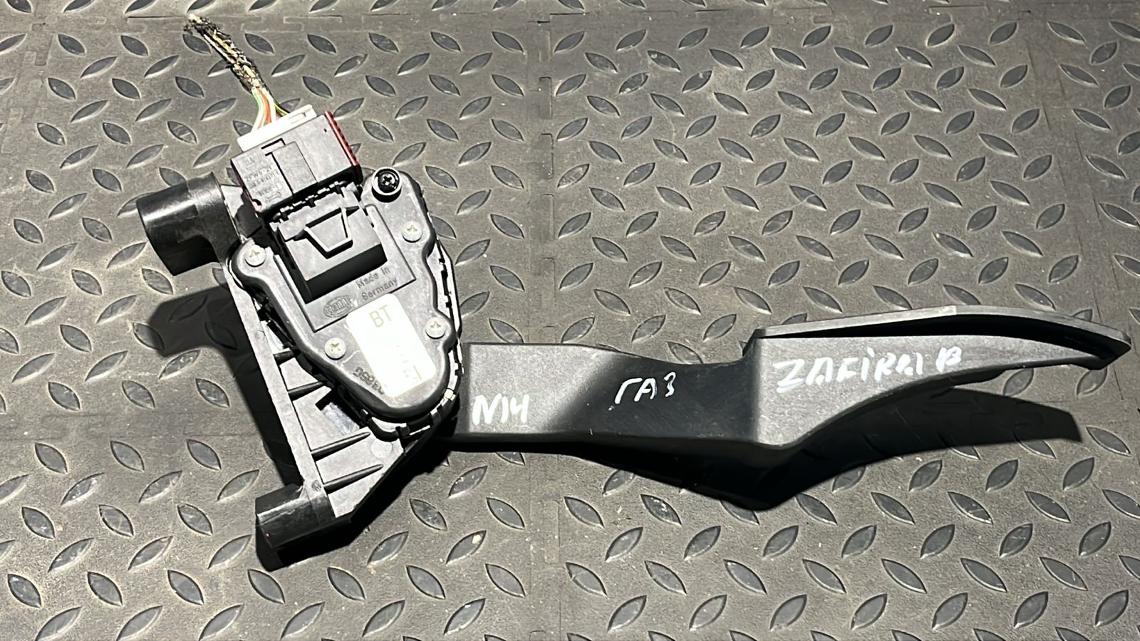 Педаль газа Opel Zafira/B 2005-2014