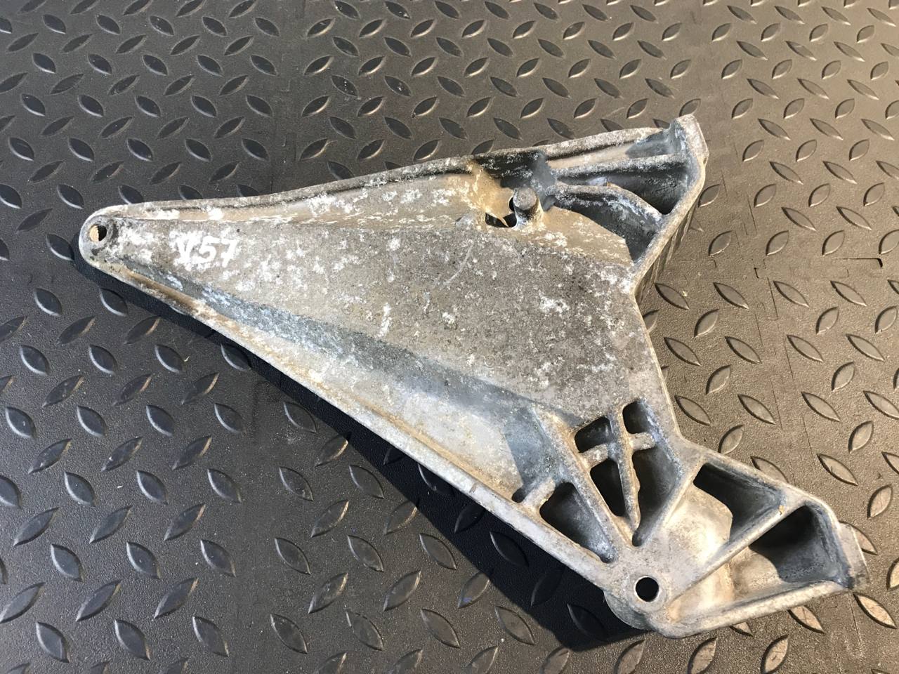 Кронштейн двигателя Mercedes Vito/W638 1996-2003