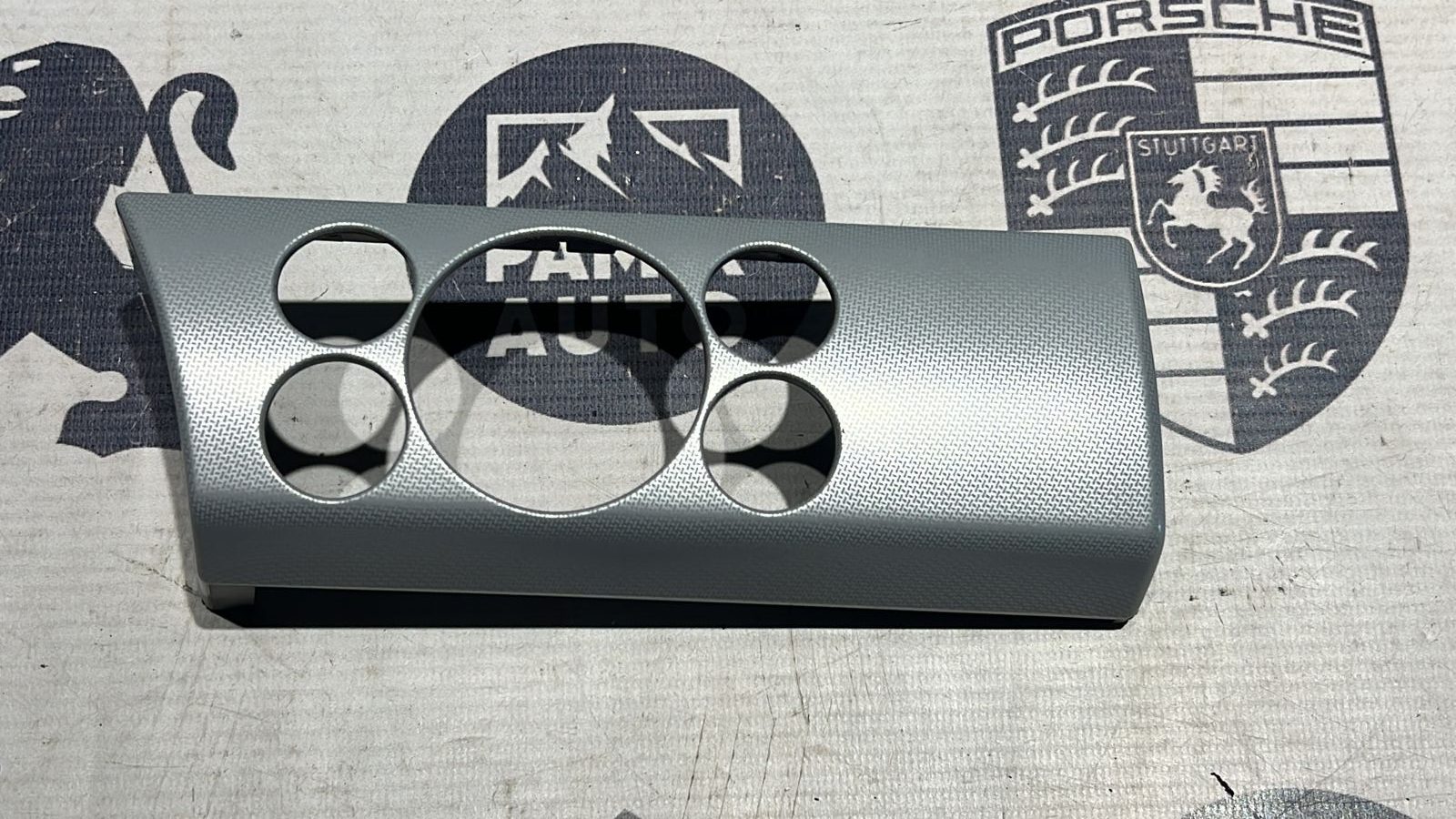 Накладка на торпедо левая Opel Astra/H 2004-2014