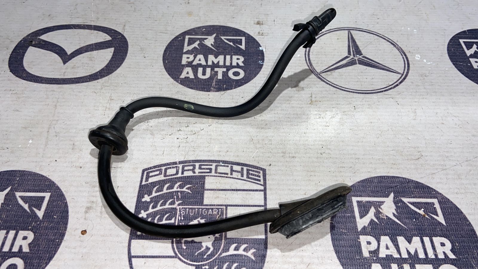 Форсунка омывателя задняя Renault Scenic/2 2003-2009