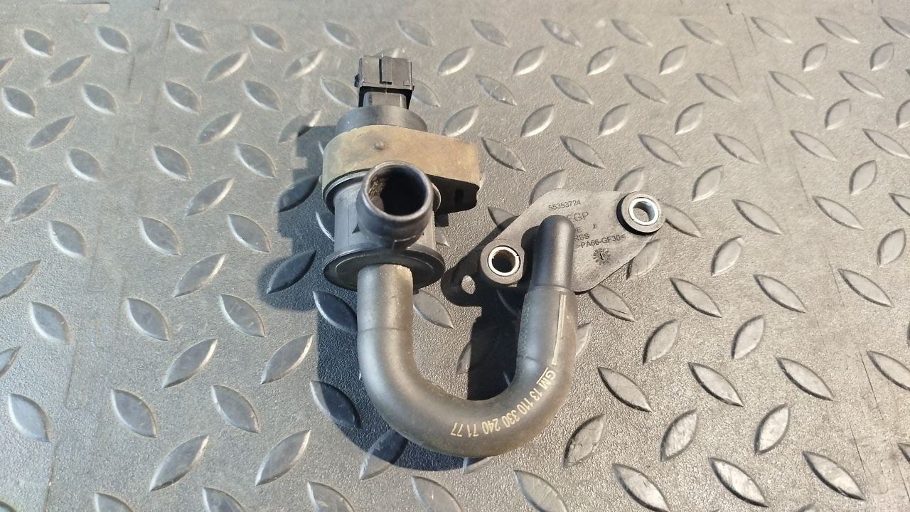 Клапан вентиляции топливного бака Opel Astra/H 2004-2014