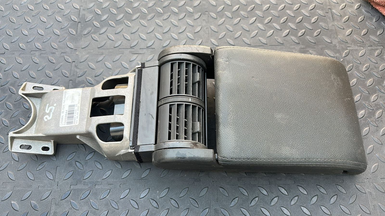 Подлокотник сиденья Opel Vectra/C 2002-2008