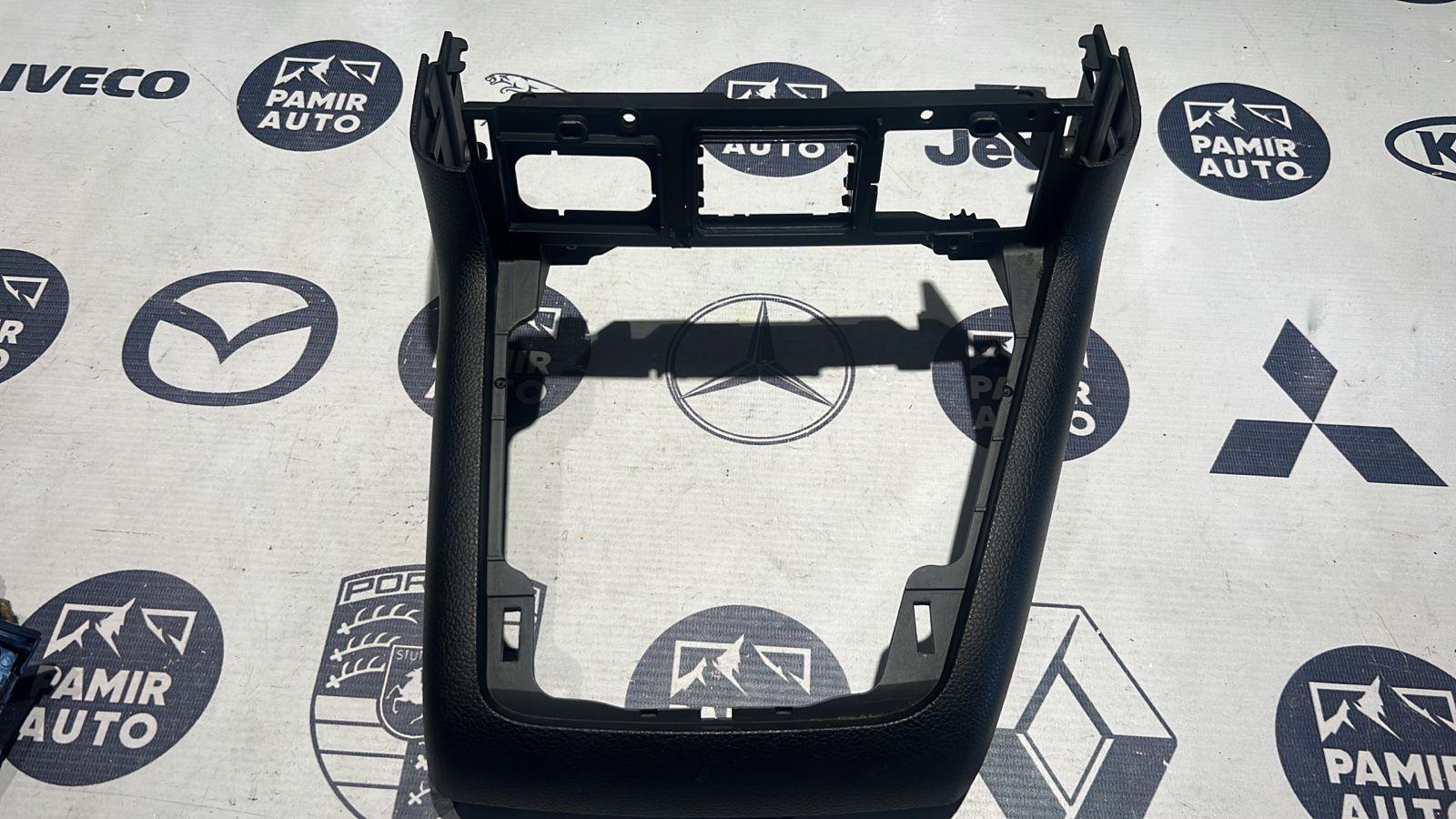 Накладка на кулису МКПП Ford Mondeo/3 2000-2007