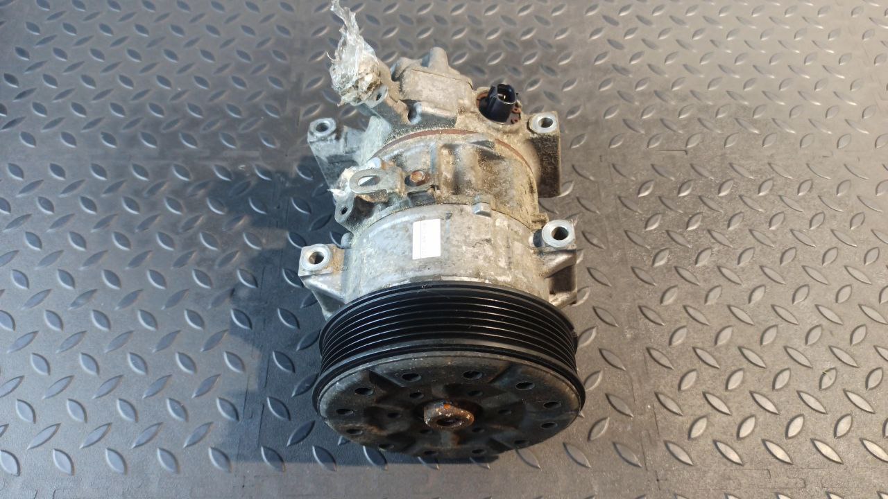 Компрессор кондиционера Toyota Avensis/2 2003-2009